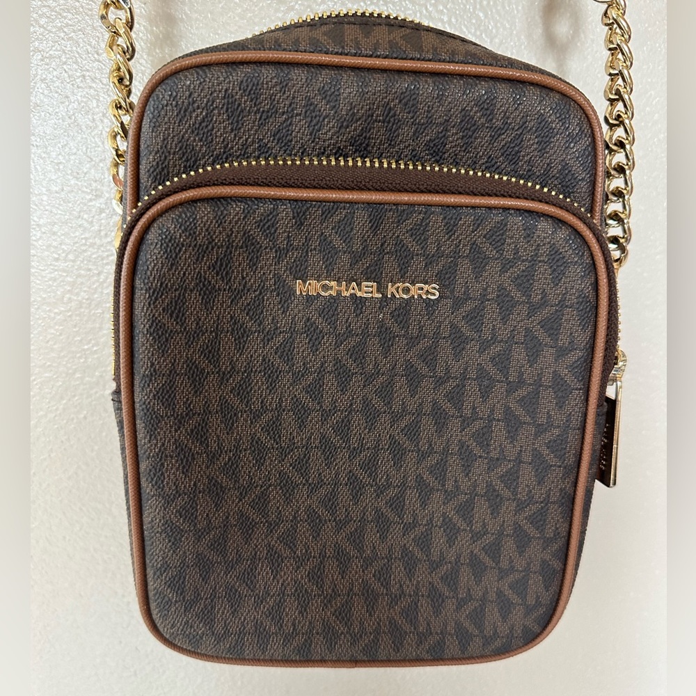 Michael Kors crossbody